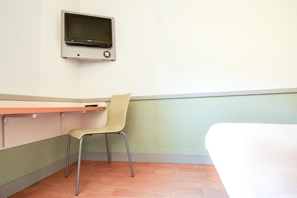 Ibis Budget Châteaudun Eksteriør bilde
