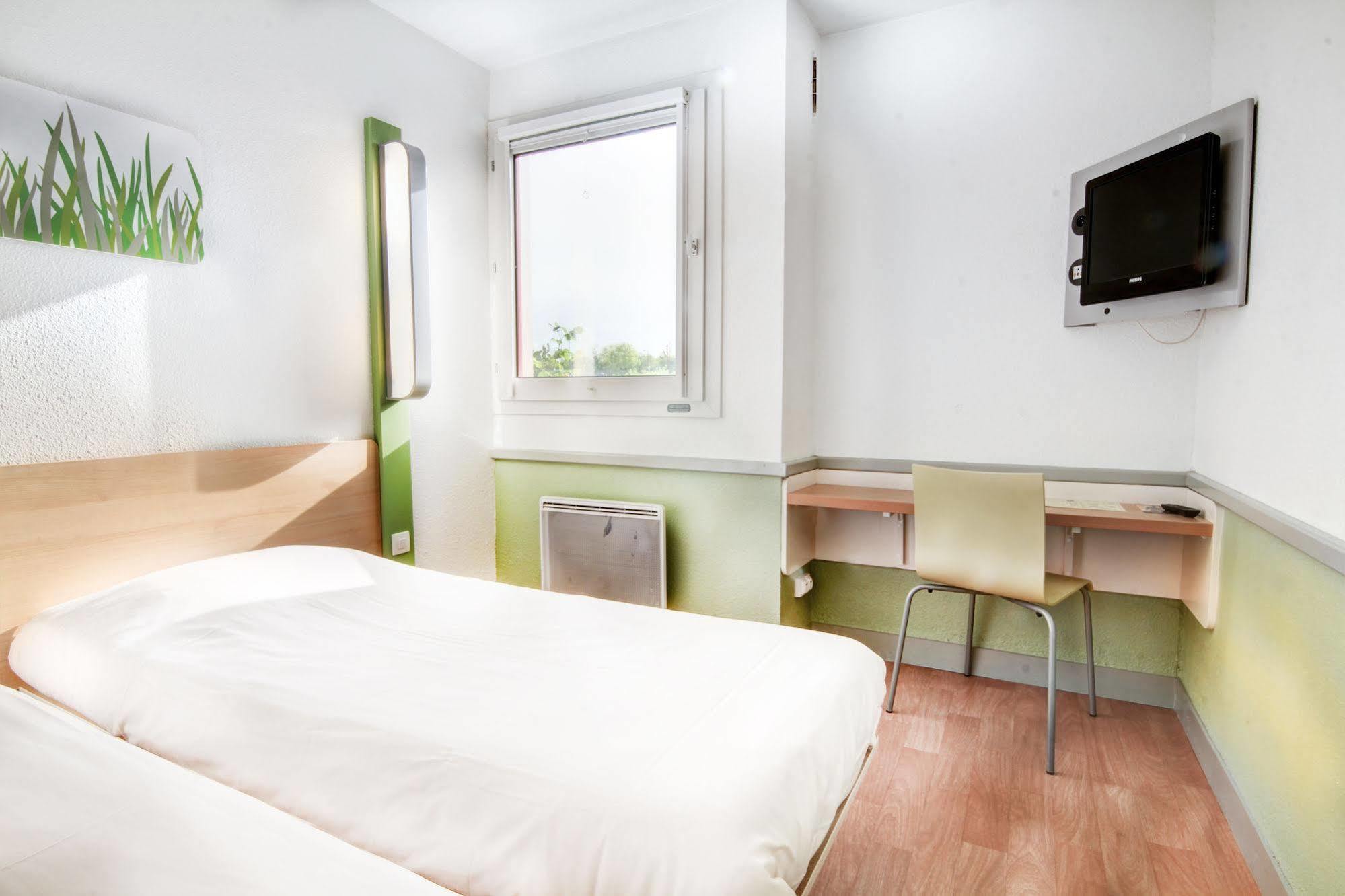 Ibis Budget Châteaudun Eksteriør bilde